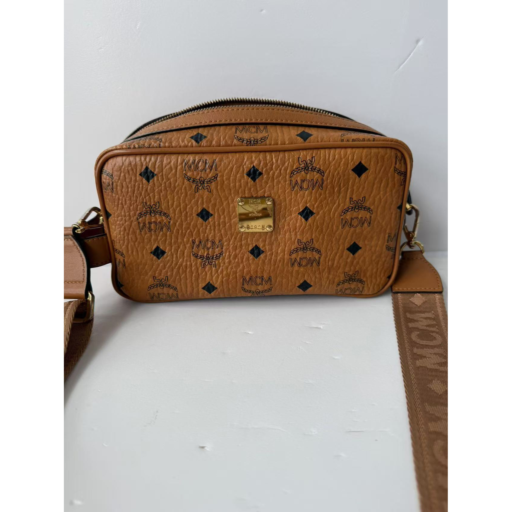 95新 MCM MCM干邑色相机包
