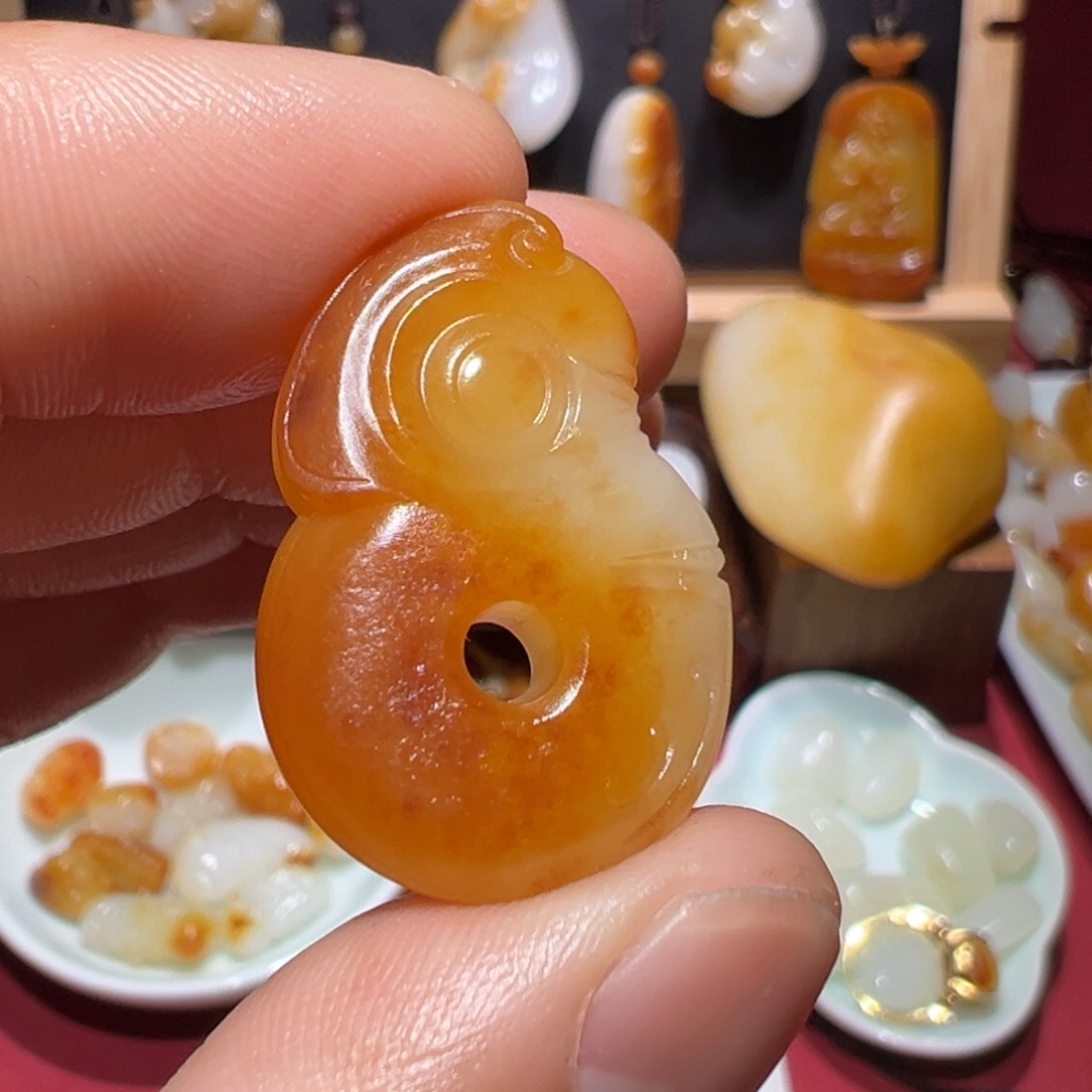 和田玉颈饰未镶嵌?*辰