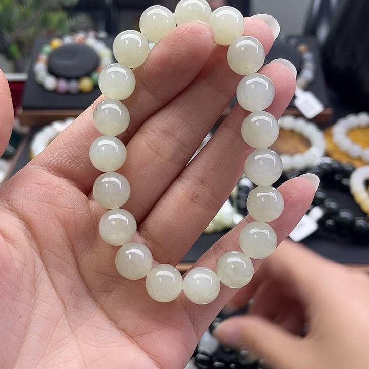 和田玉未镶嵌手链