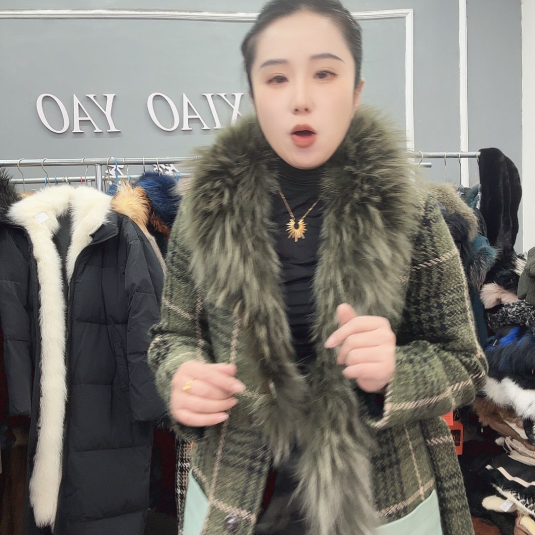 姚小妖家高端皮草