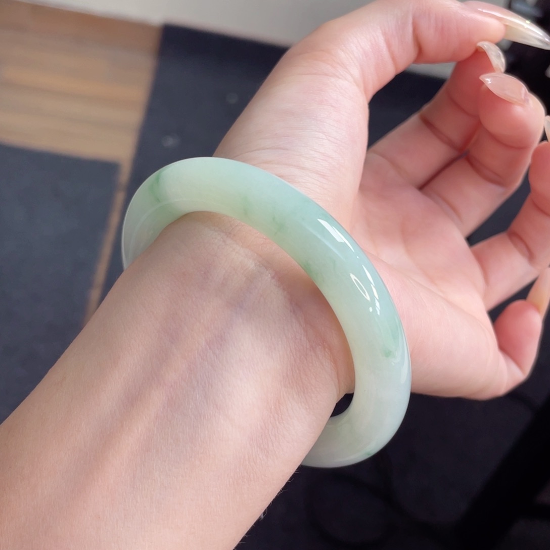 未镶嵌手镯翡翠56芙蓉葡萄肉飘绿碎花9号