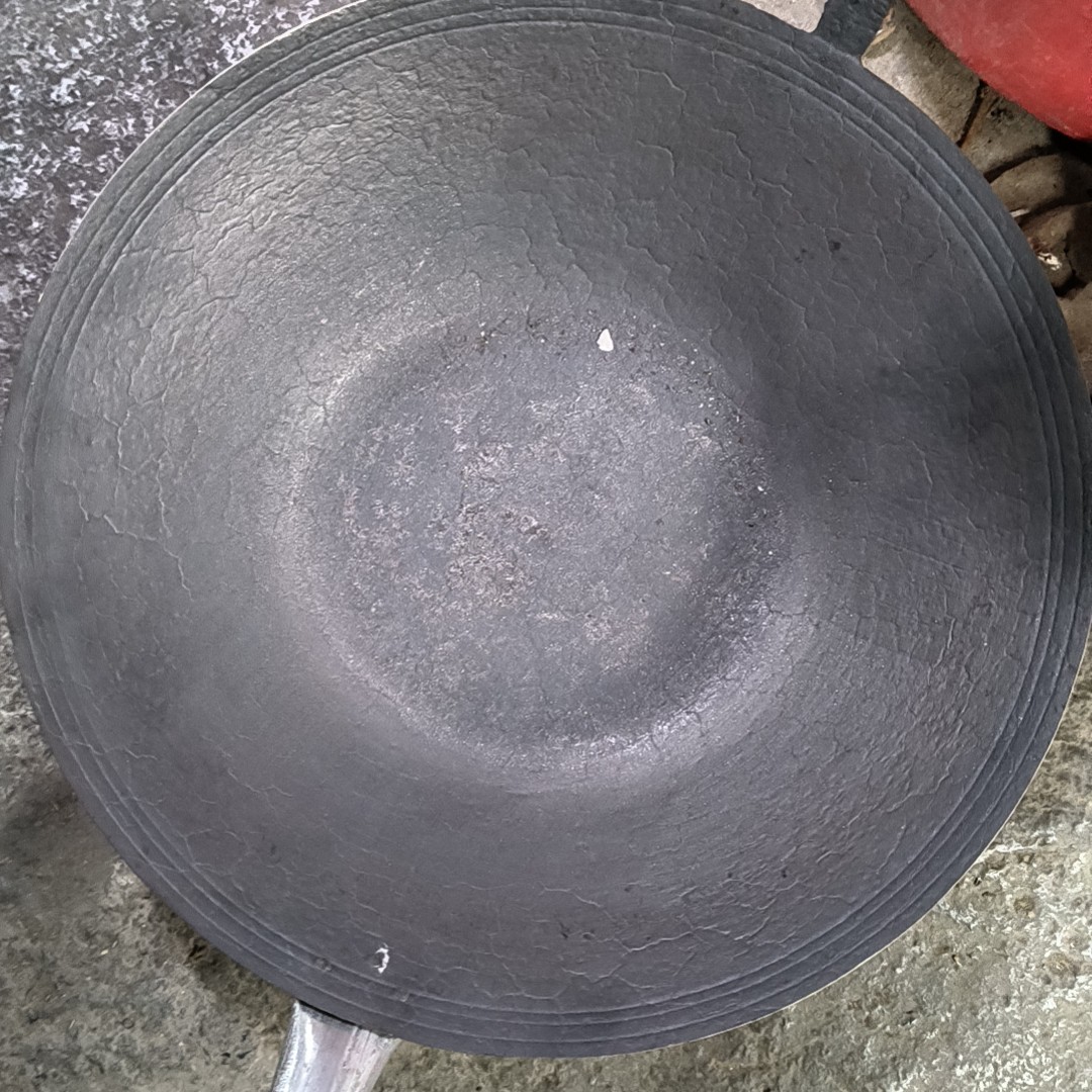 贵州老式生铁锅，电磁炉煤气灶通用