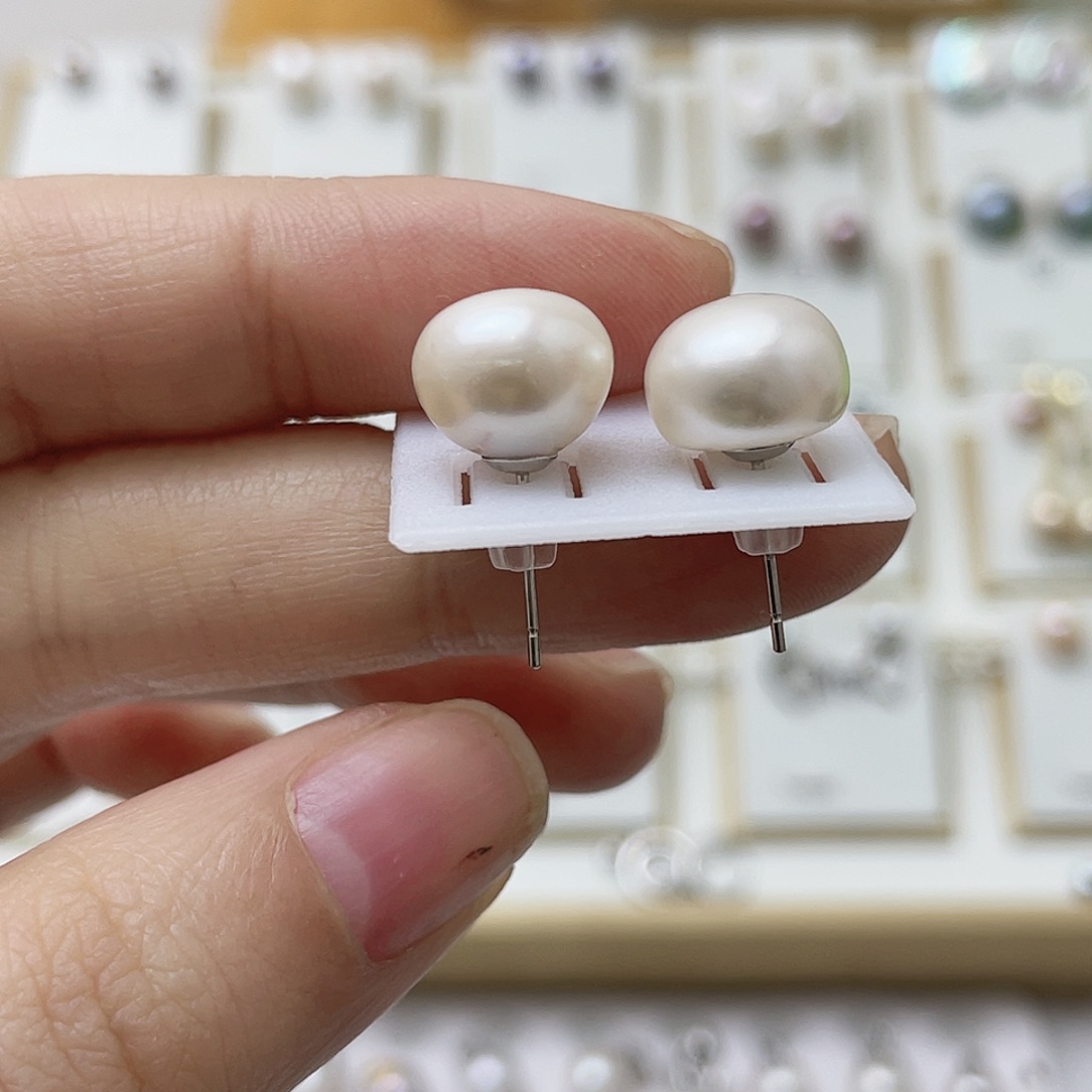 贵***儿耳饰银S925镶嵌淡水珍珠