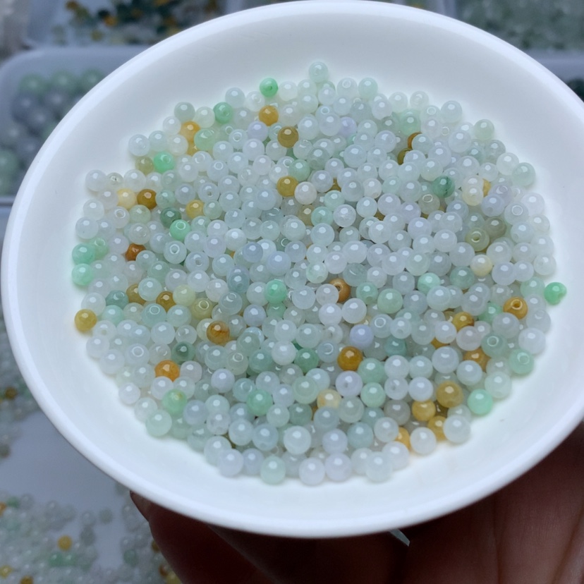 【闪购商品】未镶嵌翡翠手链卡3.8冰三彩100颗