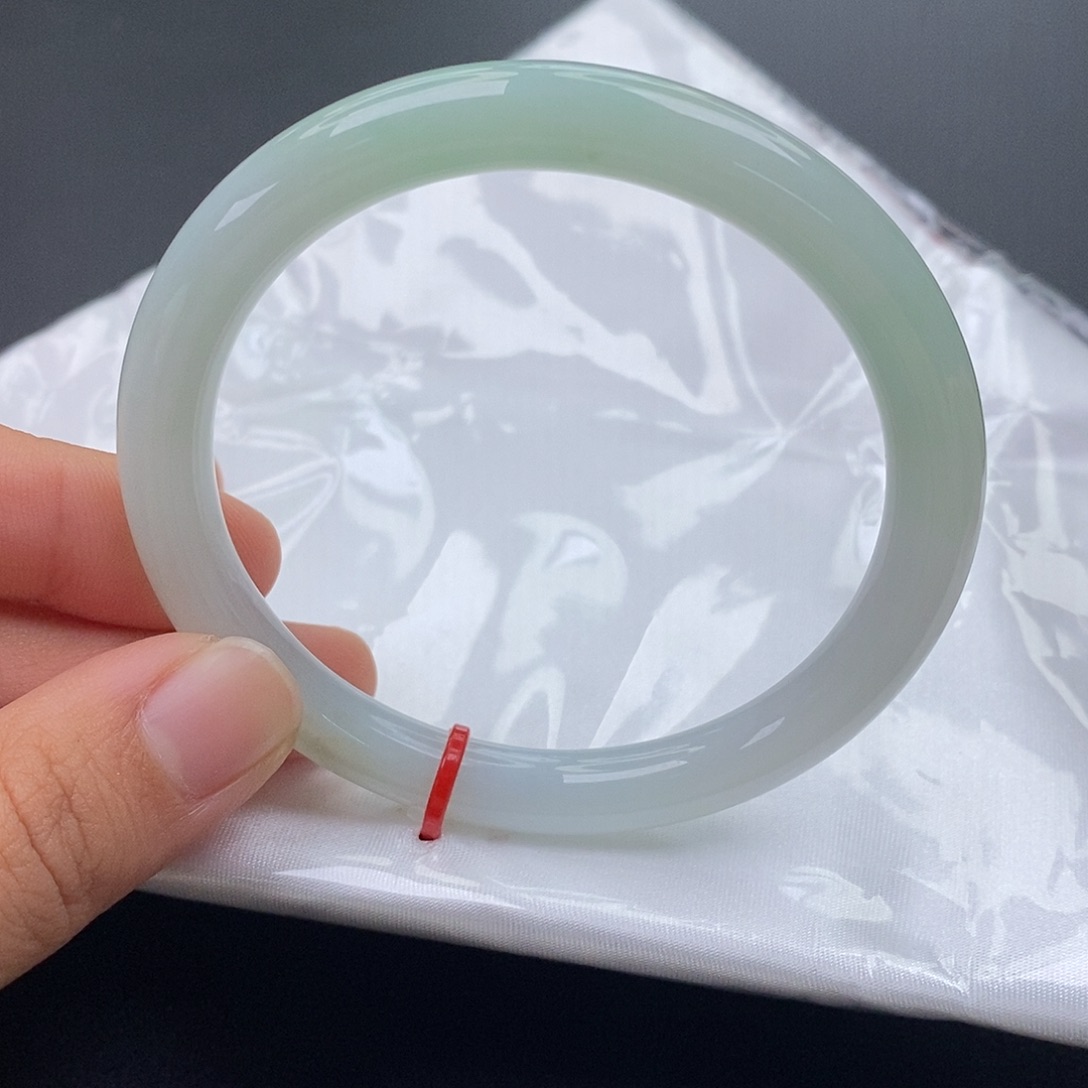 翡翠未镶嵌手镯（圆镯）5758圈