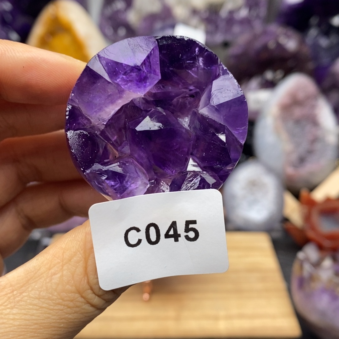 未镶嵌水晶大型摆件（非配饰）