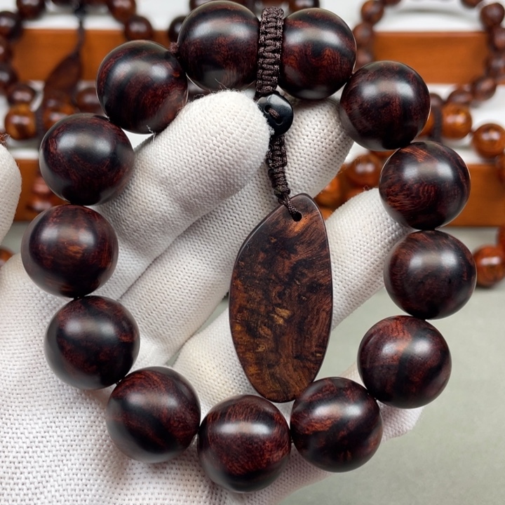 黄花梨/降香黄檀手串/手链一***景海南黄花梨