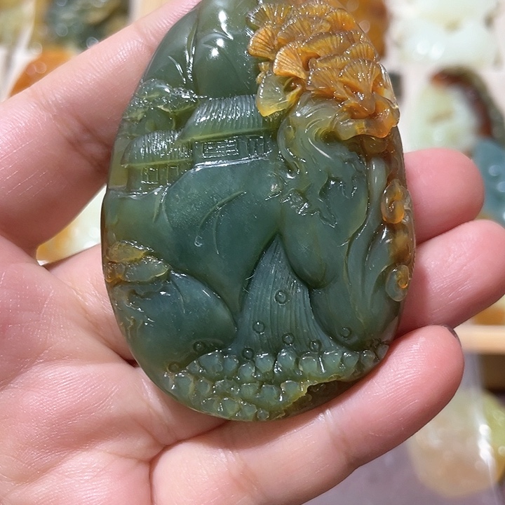 岫玉吊坠(赠链)未镶嵌