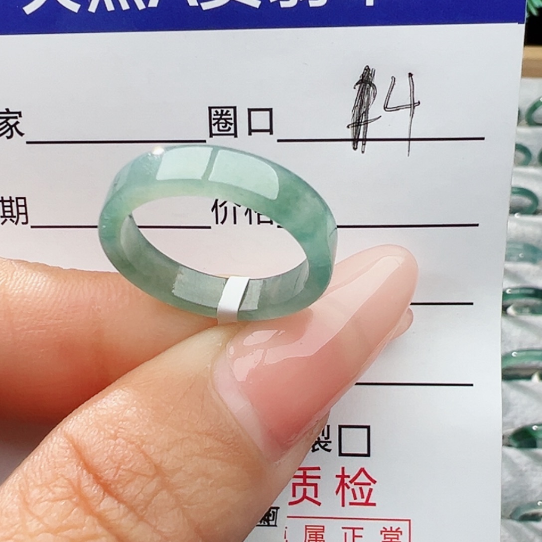 未镶嵌戒指翡翠翡翠