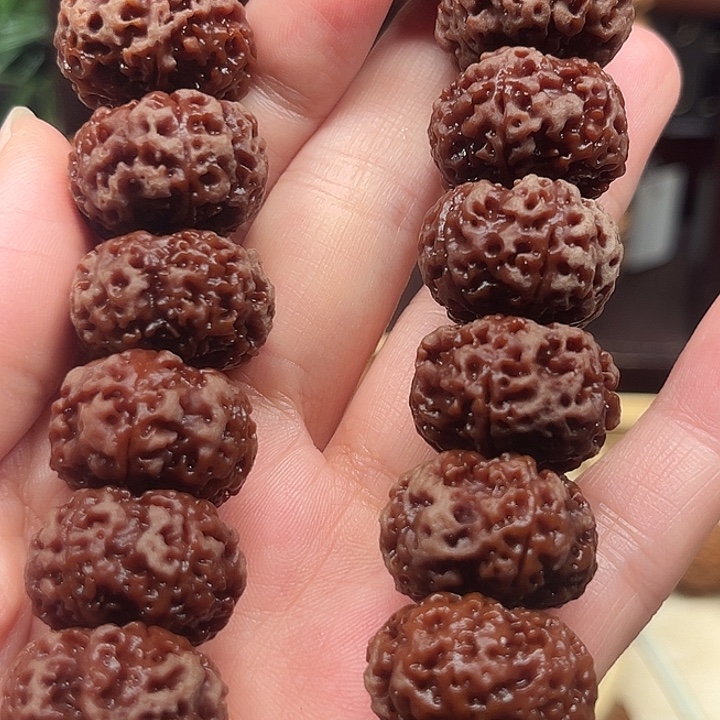 ^***^金刚菩提吊坠蜂王夹板21