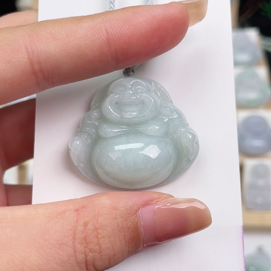 翡翠未镶嵌颈饰佛公