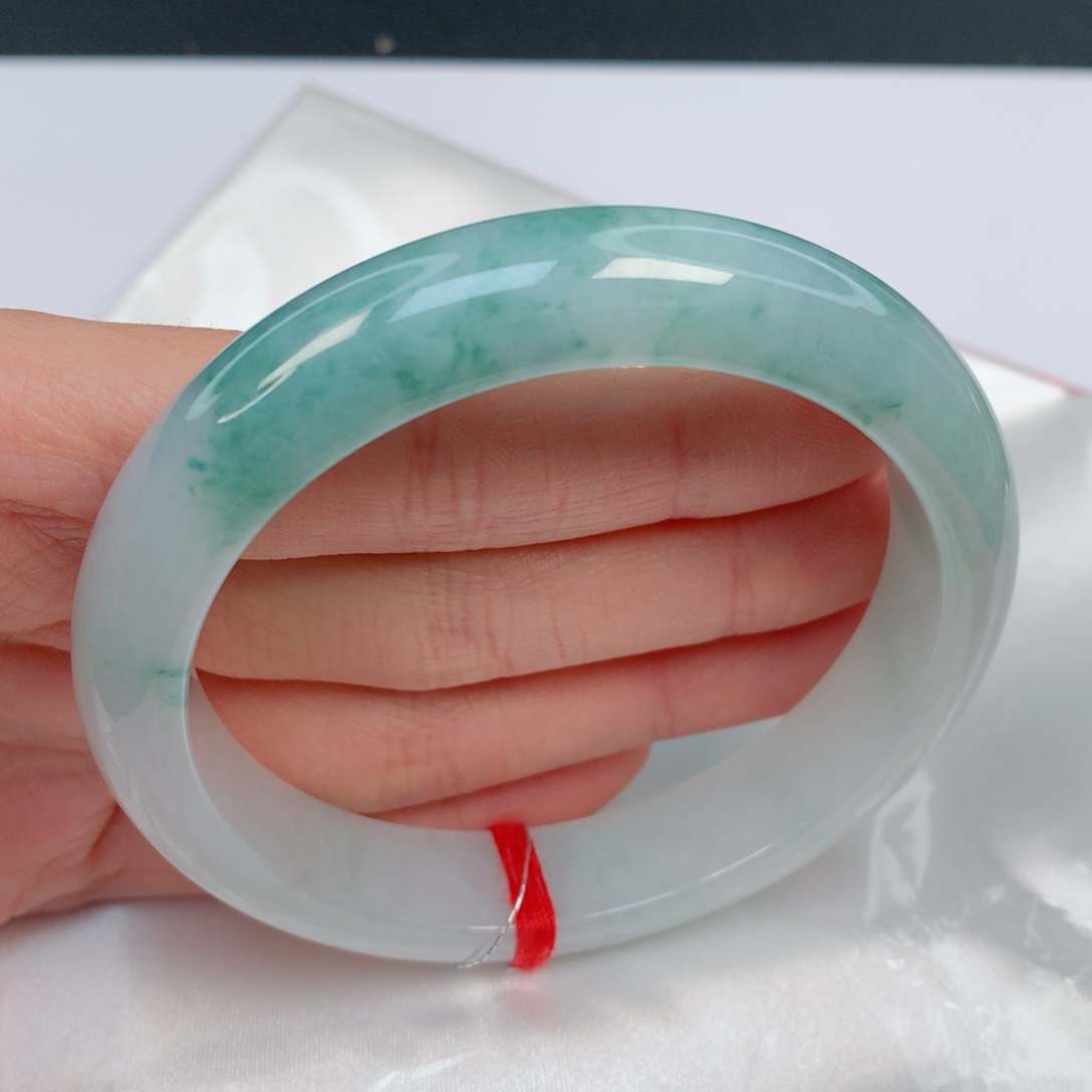 翡翠手镯未镶嵌60.4正圈