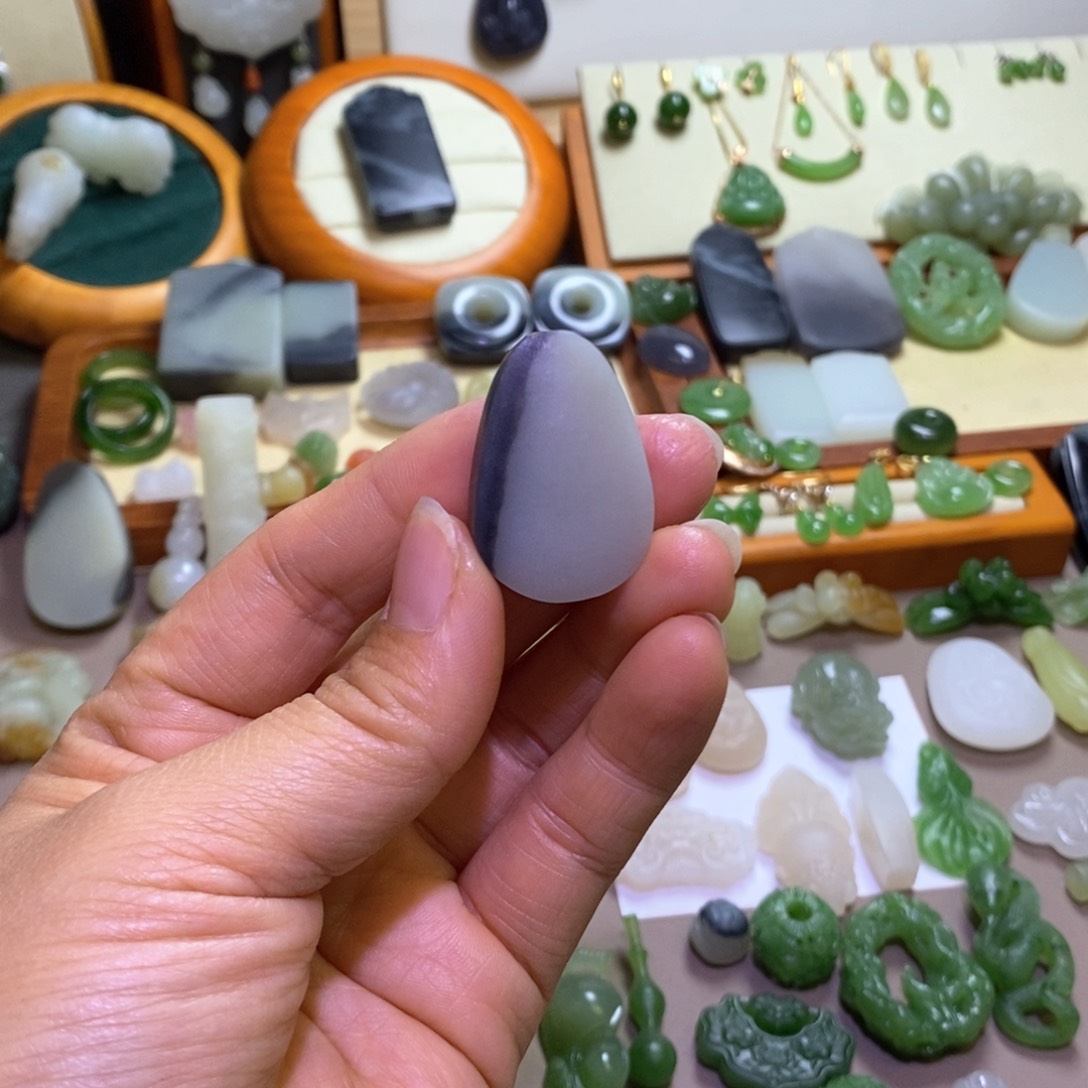 颈饰银S925镶嵌和田玉