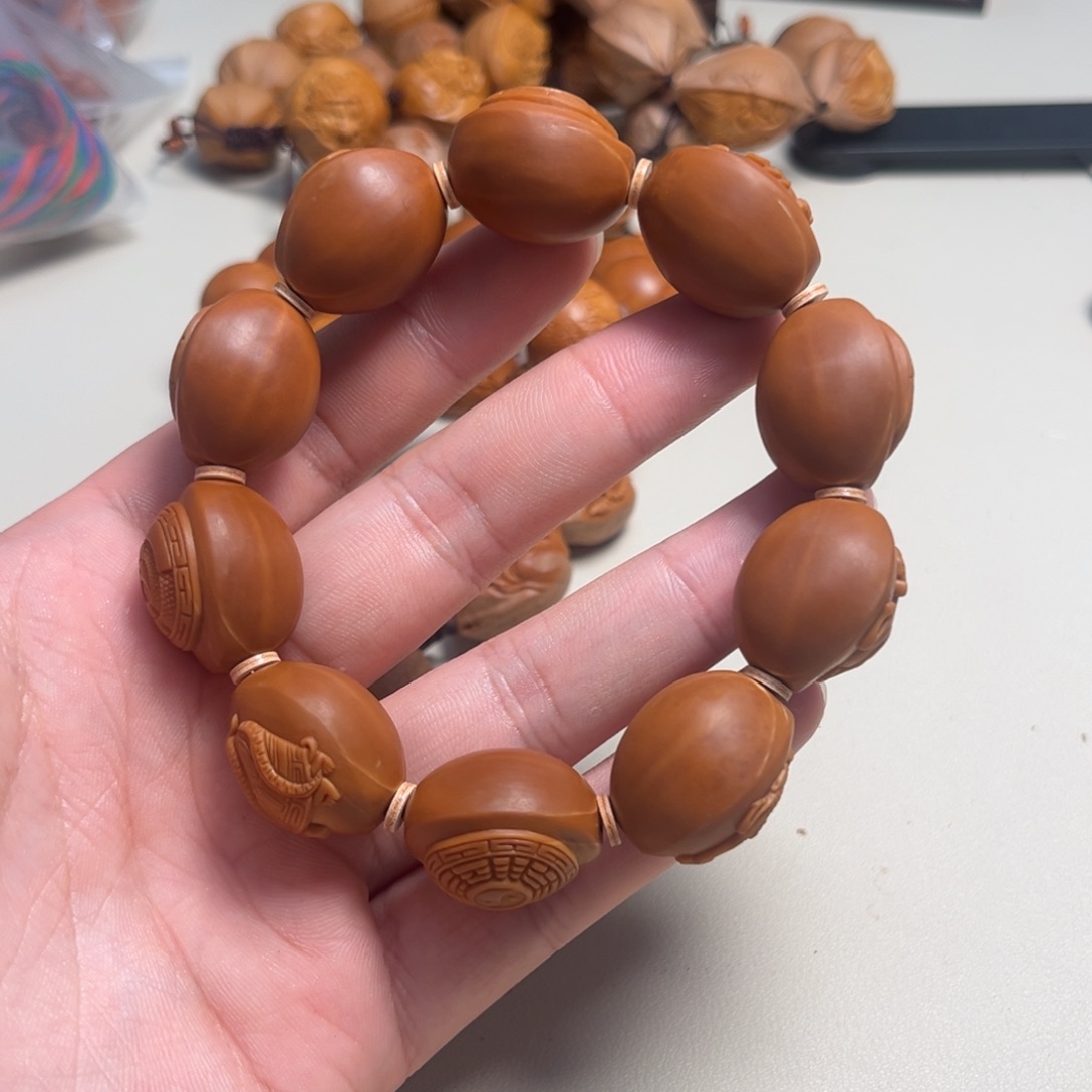 橄榄核吊坠?*来四象八卦