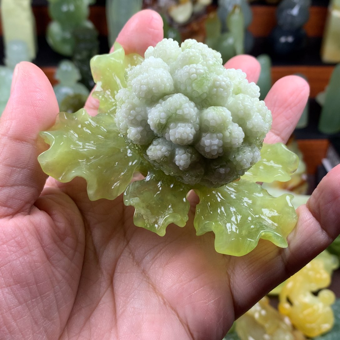 岫玉未镶嵌手把件