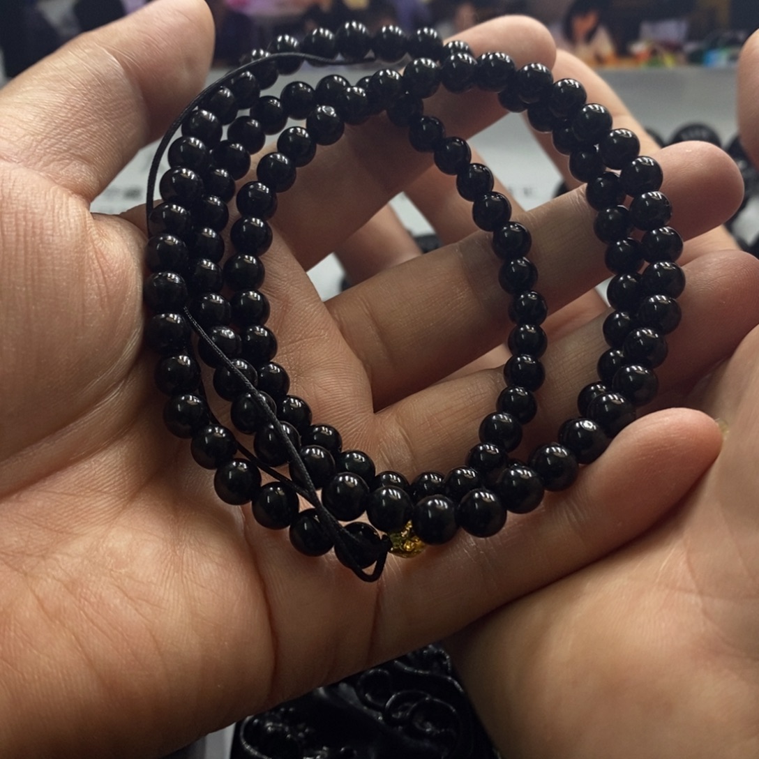 翡翠未镶嵌手链卡6左右