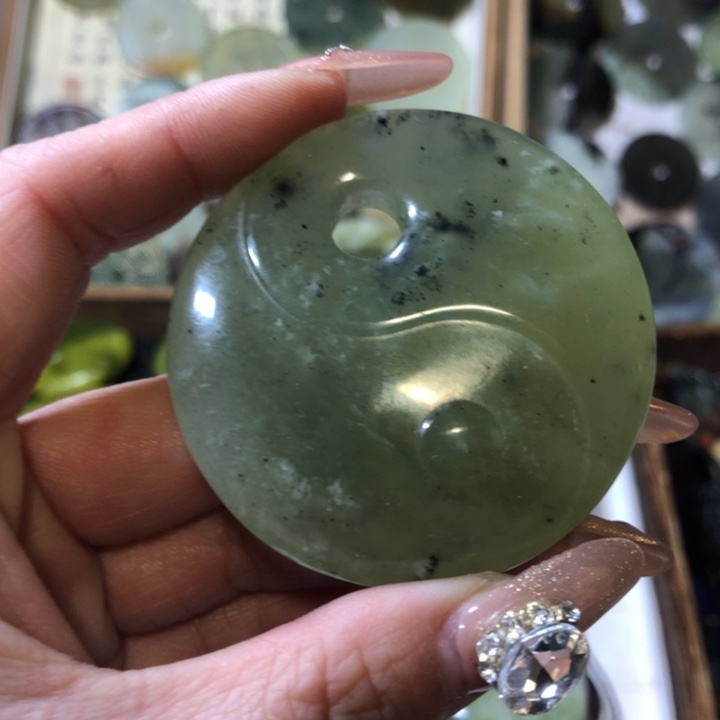 岫玉岫玉挂件未镶嵌