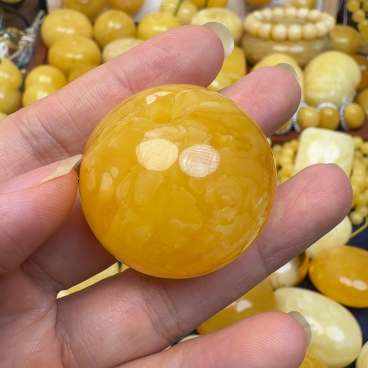 蜜蜡未镶嵌颈饰蜜蜡