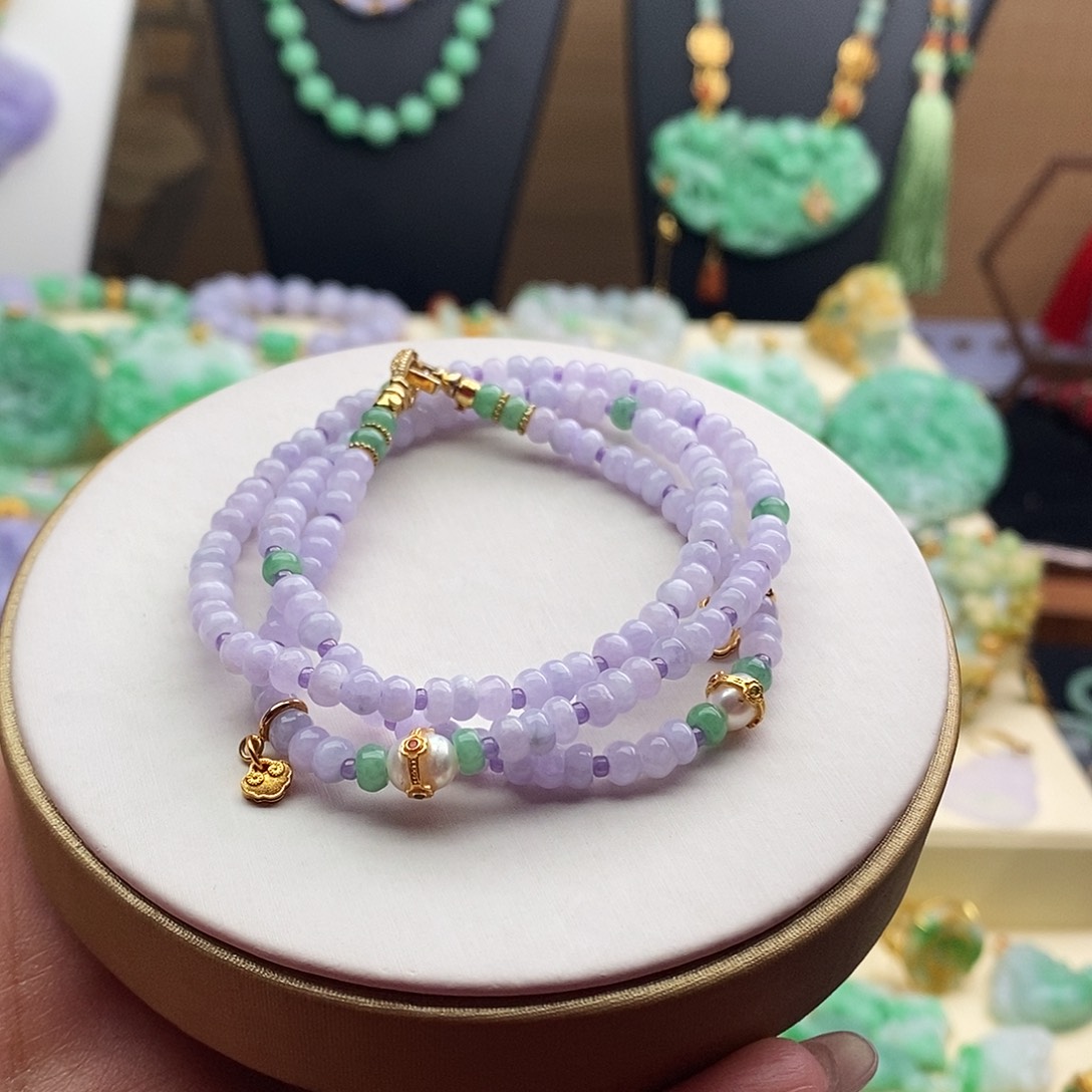 筱***阳翡翠未镶嵌项链项链