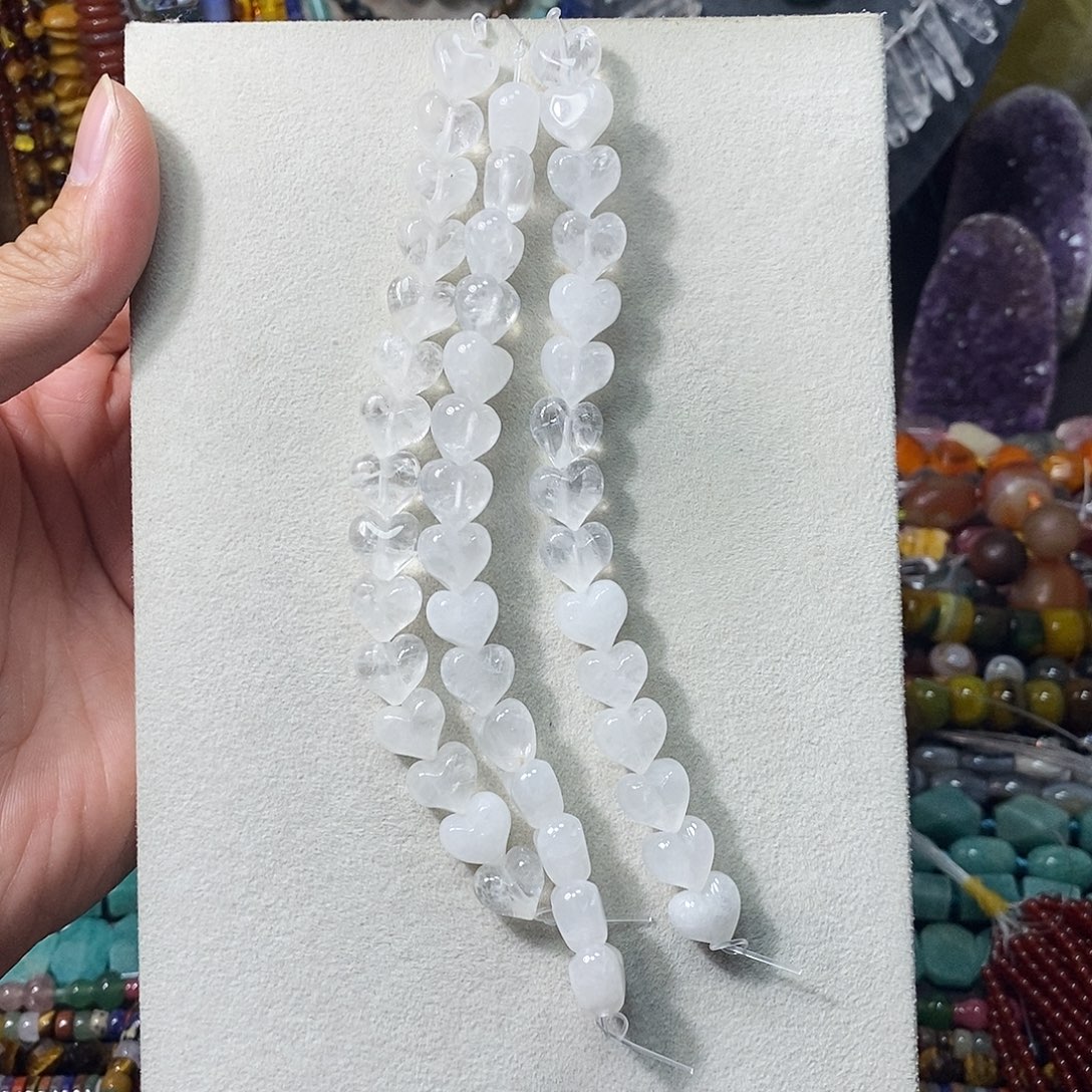 石英质玉未镶嵌，天然白水晶屁桃12mm，15颗，