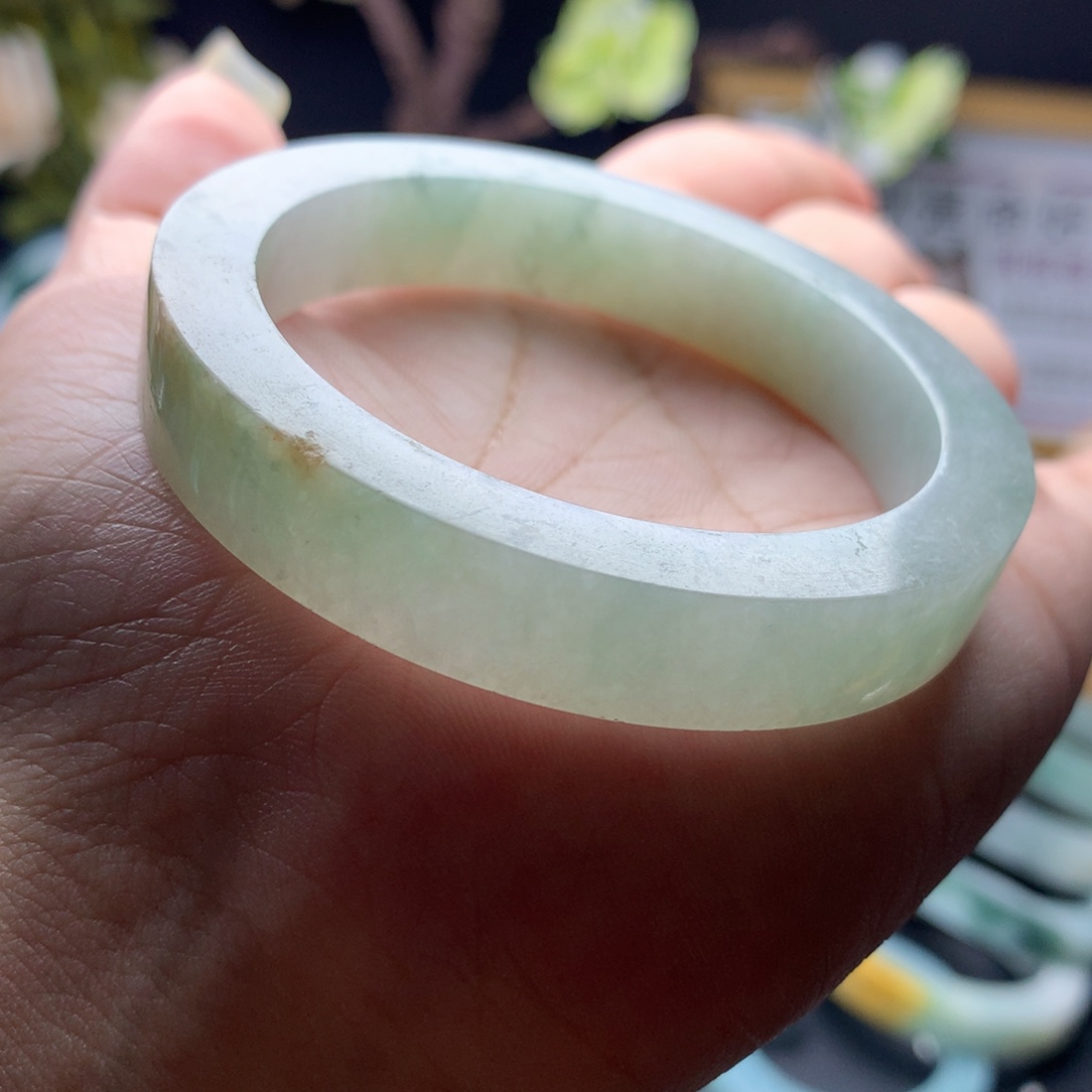 未镶嵌翡翠手镯定制翡翠52_53