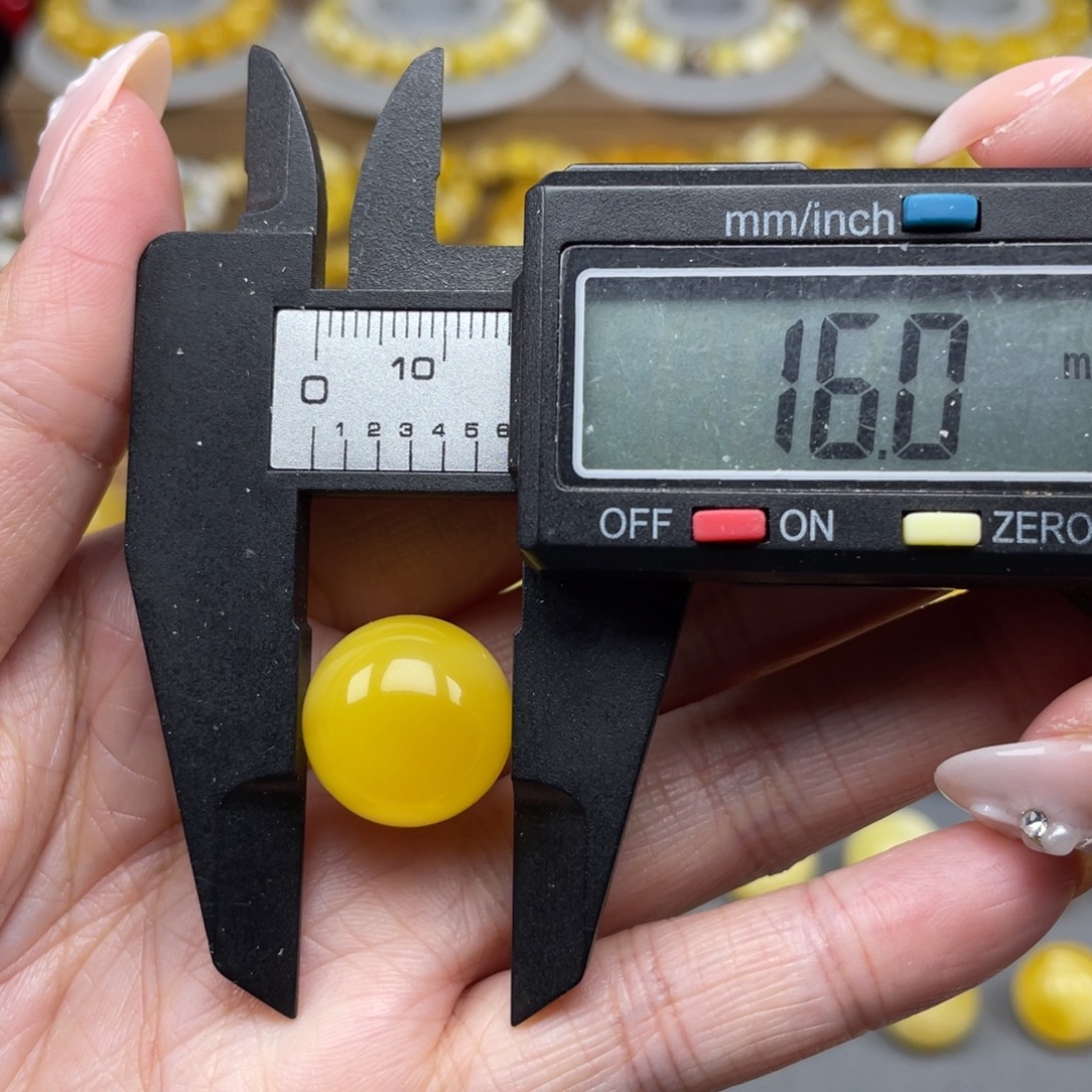 自***海琥珀未镶嵌裸石天然