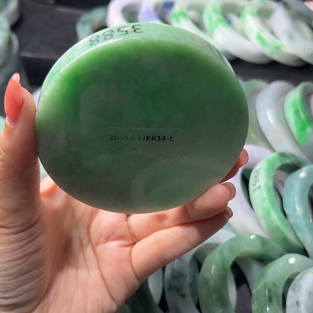 定制翡翠未镶嵌翡翠手镯翡翠手镯