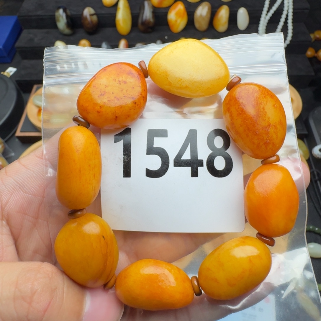 和田玉未镶嵌手串