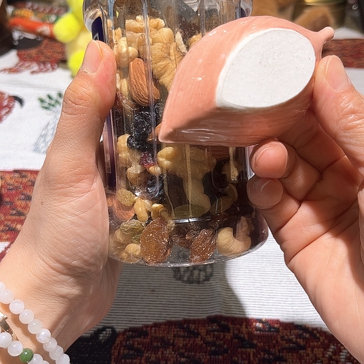 瓷片Dgkifhjfjjggghjj