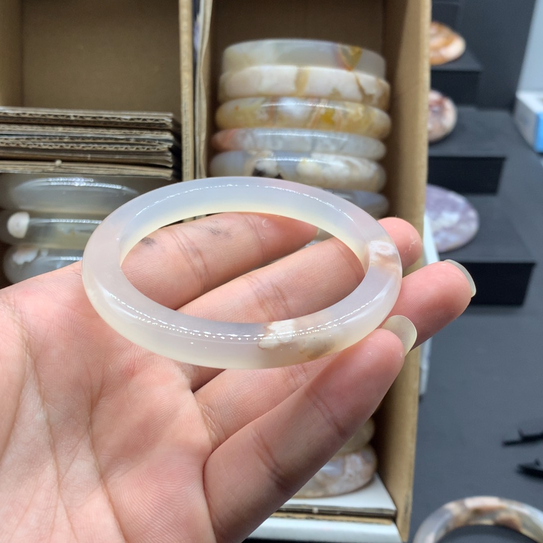 【闪购商品】玛瑙/玉髓手镯未镶嵌赛****g