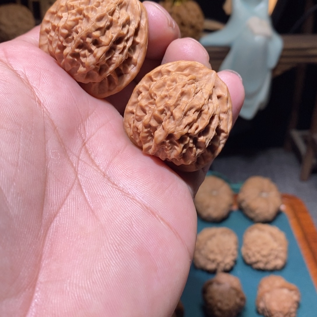 文玩核桃吊坠秦天37