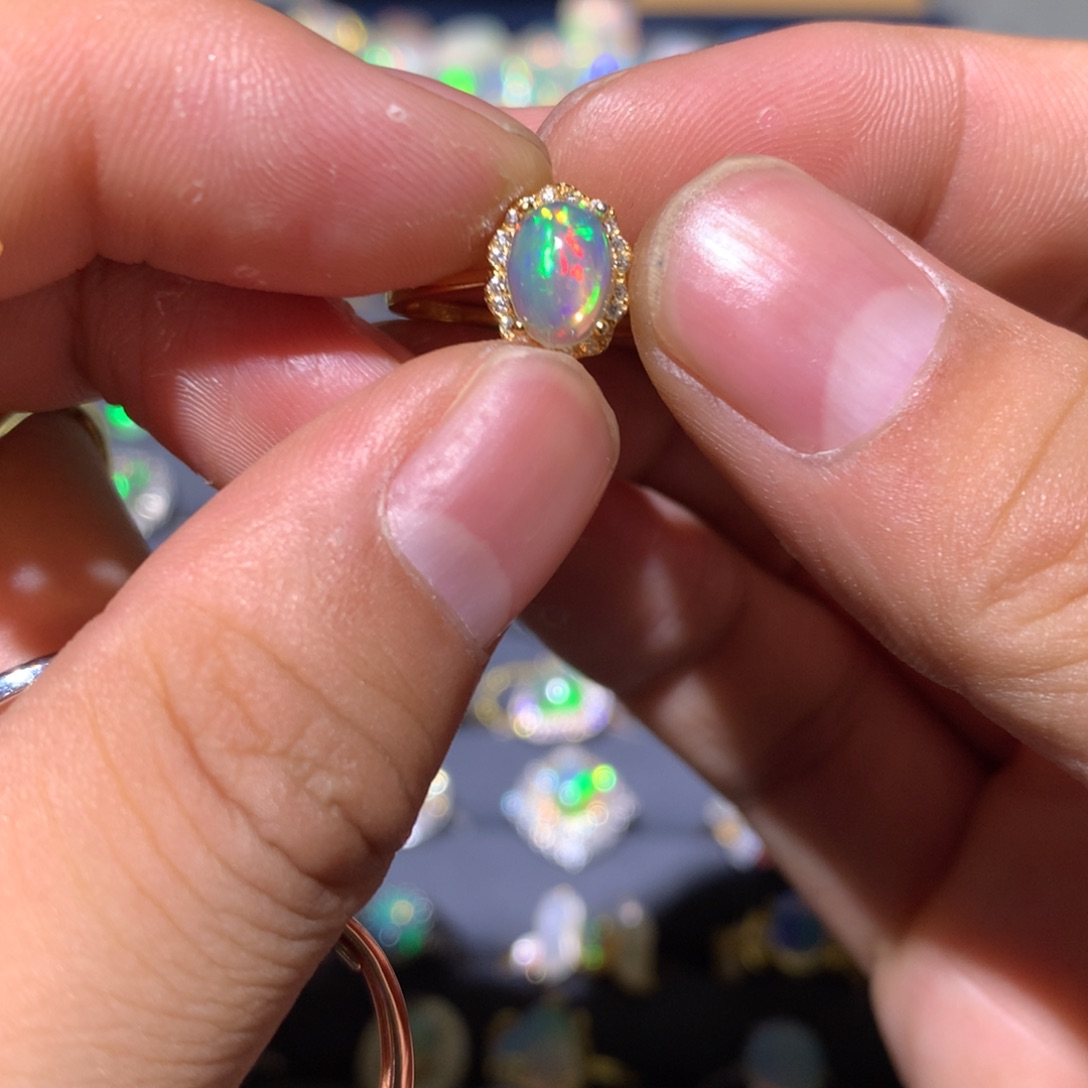 嗯***呢欧泊银S925镶嵌欧泊戒指