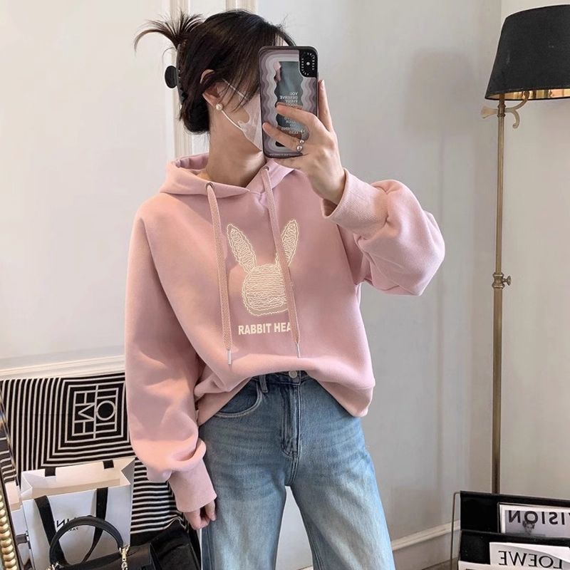 设计感小众秋冬新款2025加绒加厚套头连帽粉色卫衣女短款宽松韩版