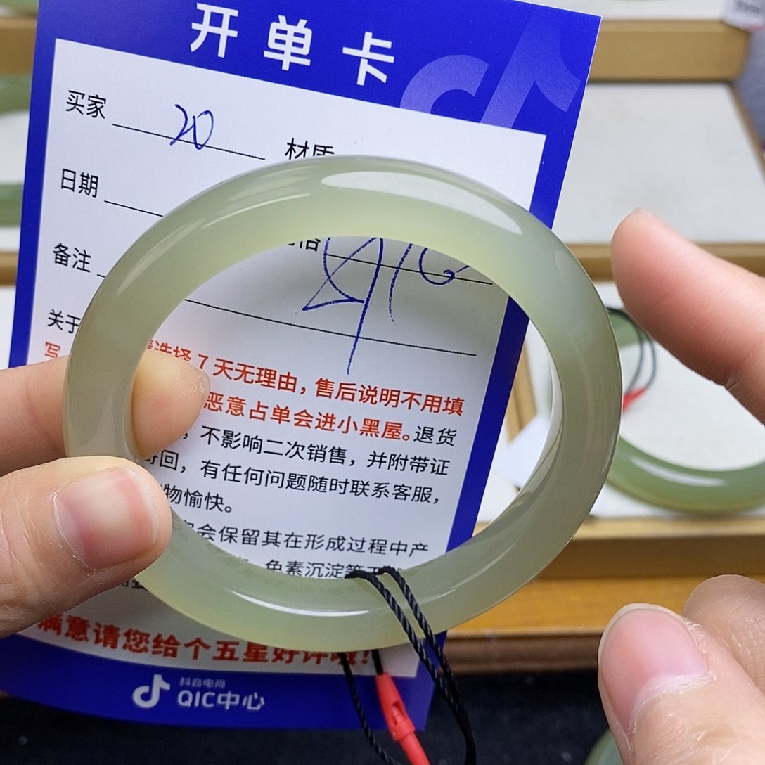 和田玉手镯未镶嵌sy