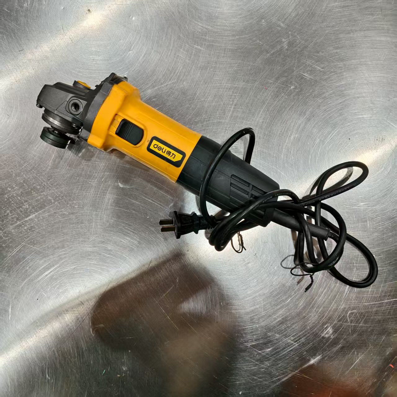 DJP 得力黄色角磨机