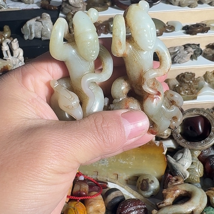 简***淡和田玉（糖玉）未镶嵌挂件