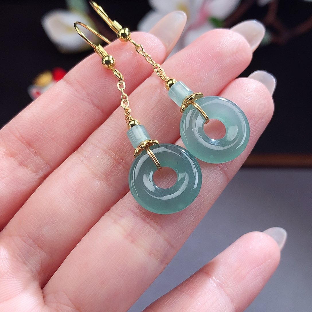 翡翠手镯（圆镯）未镶嵌