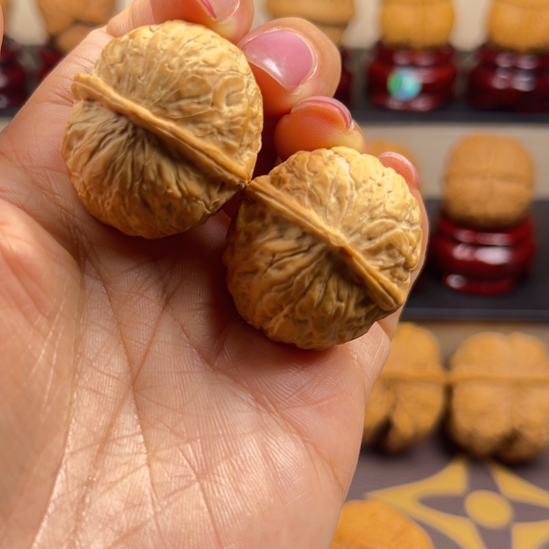 文玩核桃吊坠蛇皮球29尺