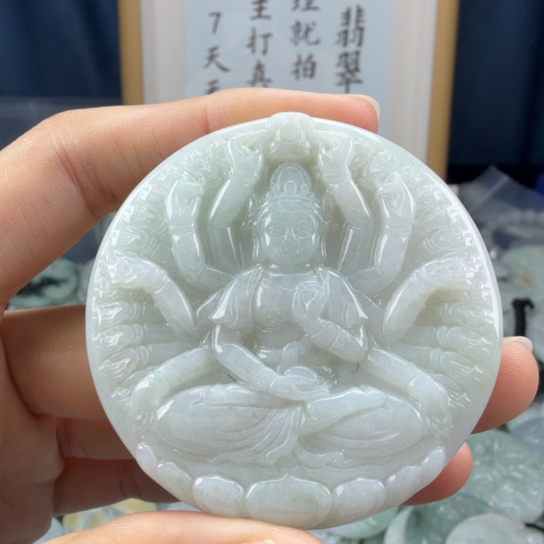 翡翠未镶嵌颈饰翡翠