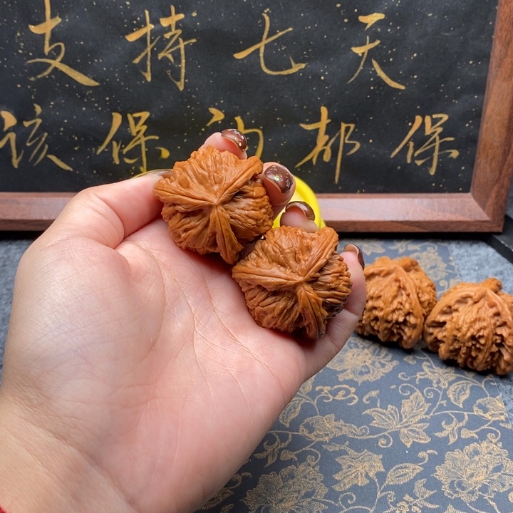 吊坠文玩核桃X*白狮子