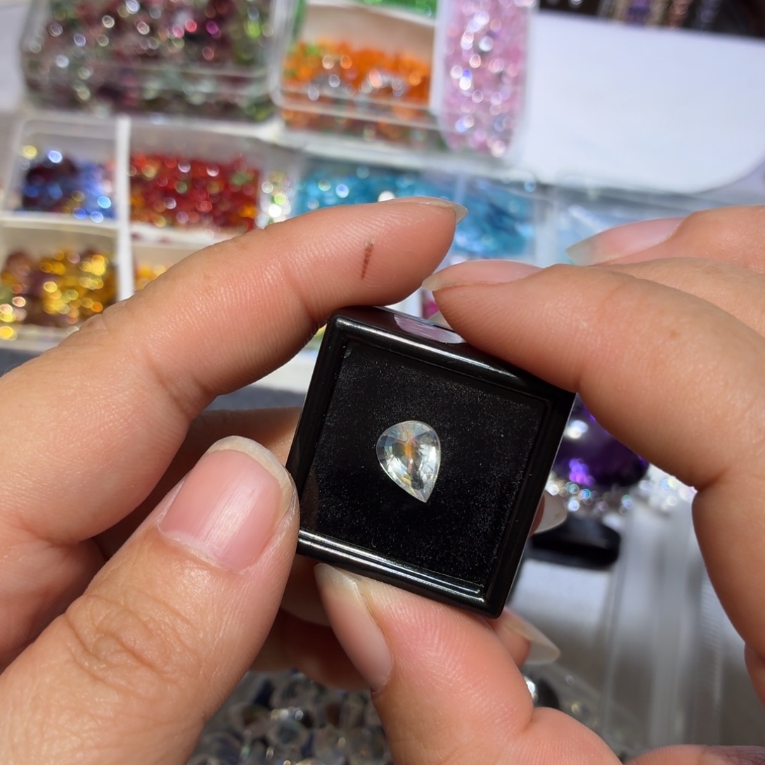 月光石裸石国首质检