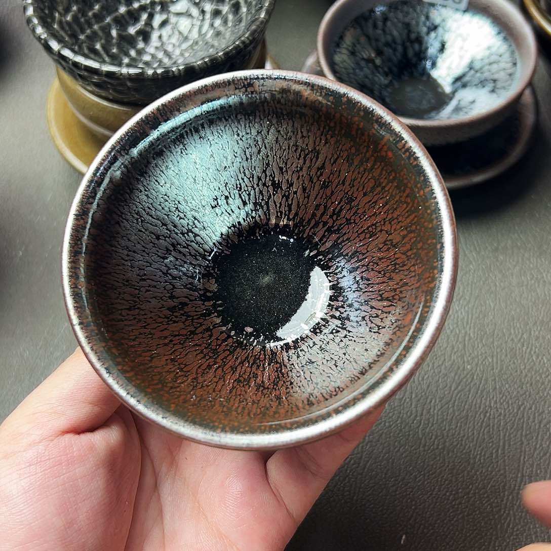 茶盏这个时候才开始准备好准备工作