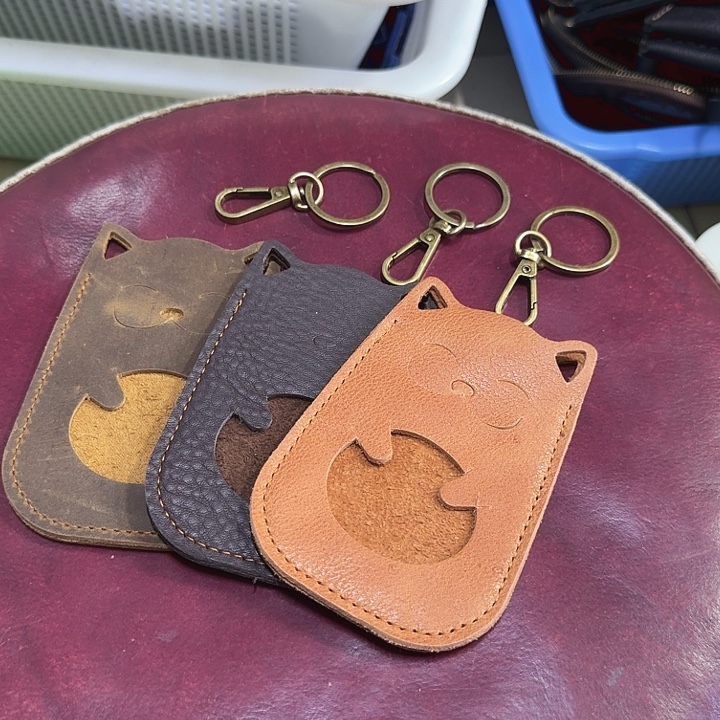 真牛皮猫咪卡套三个