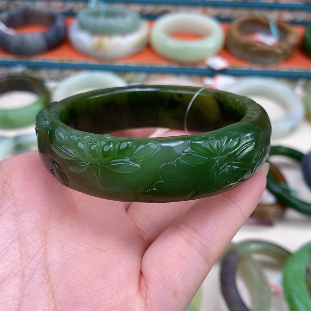 和田玉未镶嵌手镯56.7