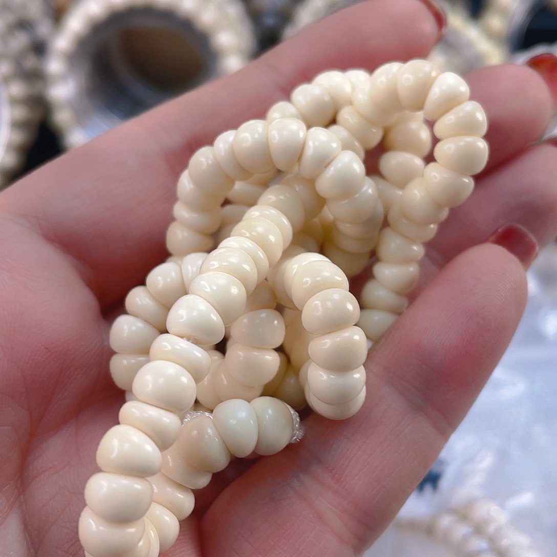 白玉菩提吊坠氧化特价款白玉大肠一物一图中6.3