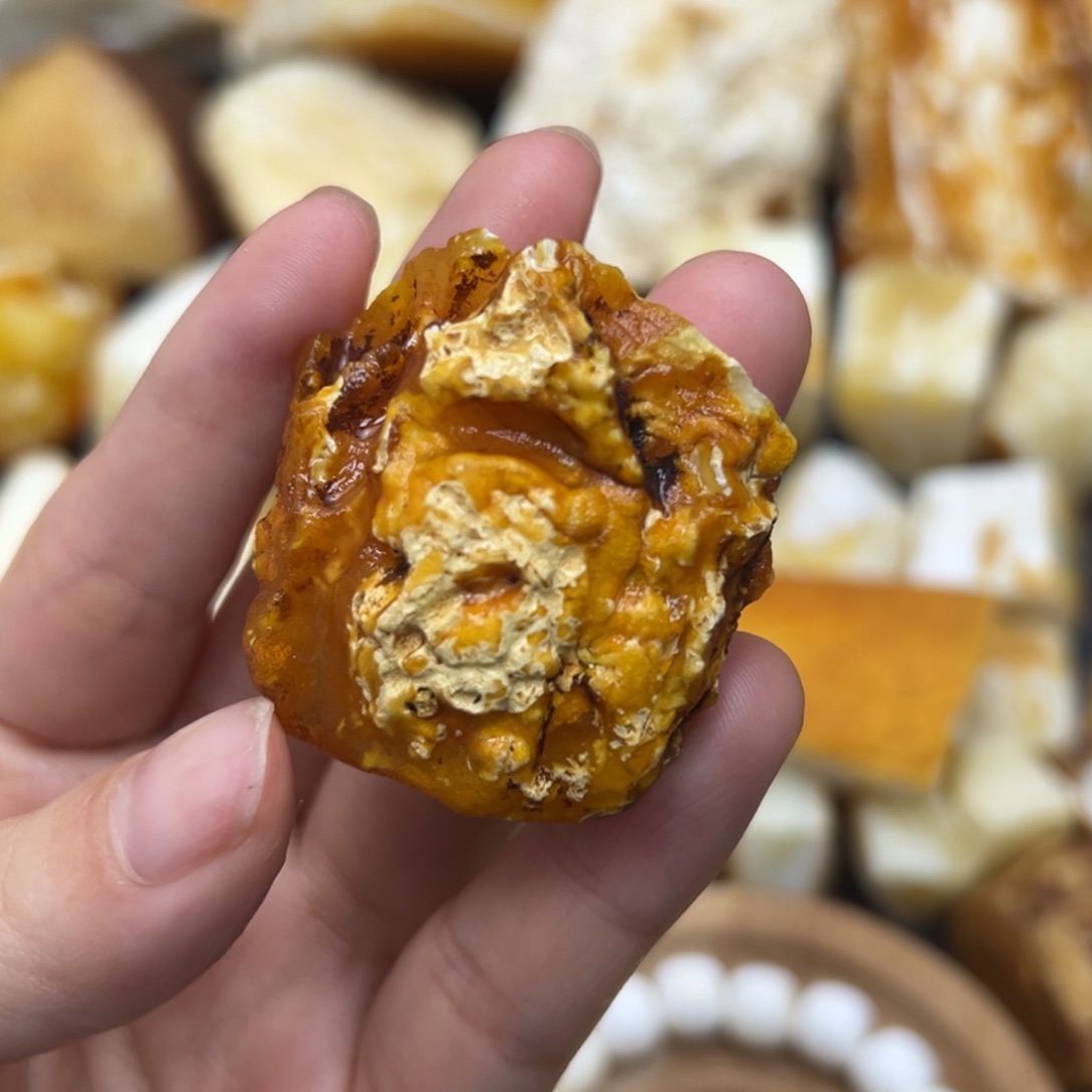 定制琥珀未镶嵌鹏****芳蜜蜡