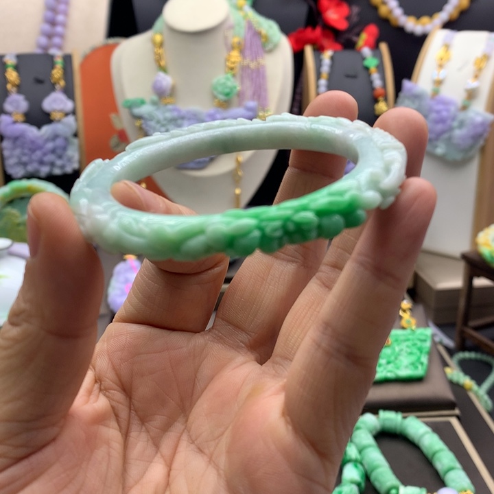 翡翠手链未镶嵌翡翠手镯圈口55