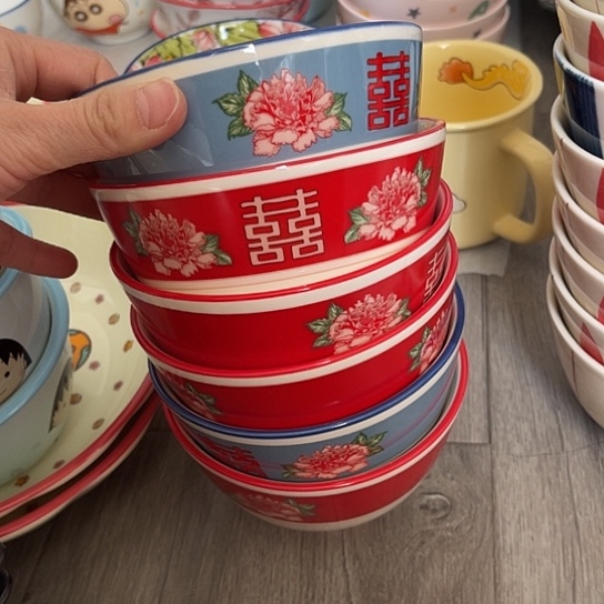 小***吖瓷满25米包邮，默认微瑕