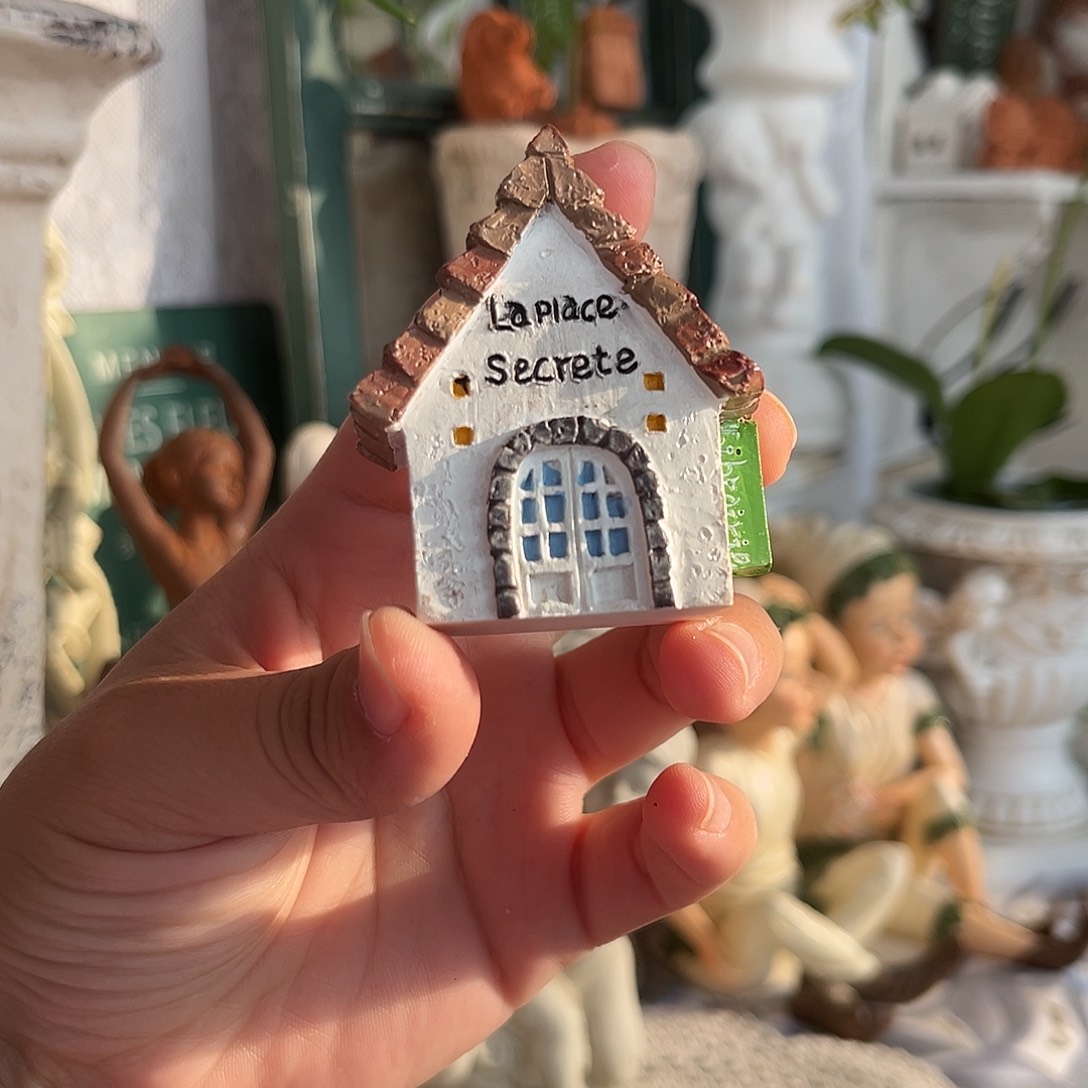 琴****合成树脂日系小房子