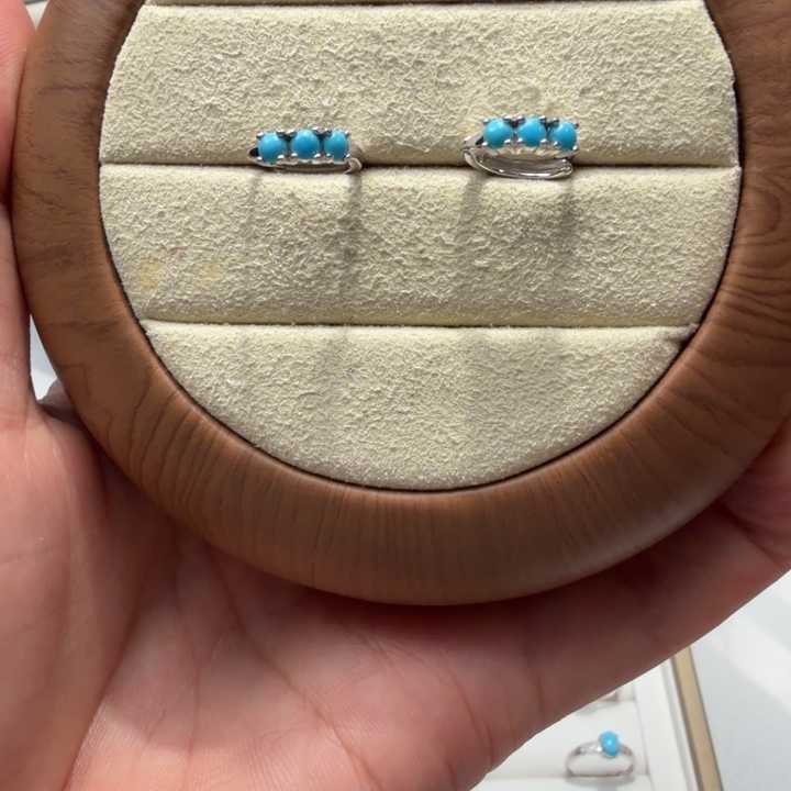 绿松石银S925镶嵌耳饰